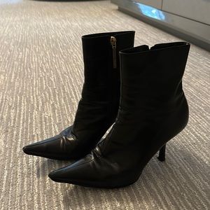 Vintage Michel Perry Black Pointed Toe Stiletto Ankle Boot